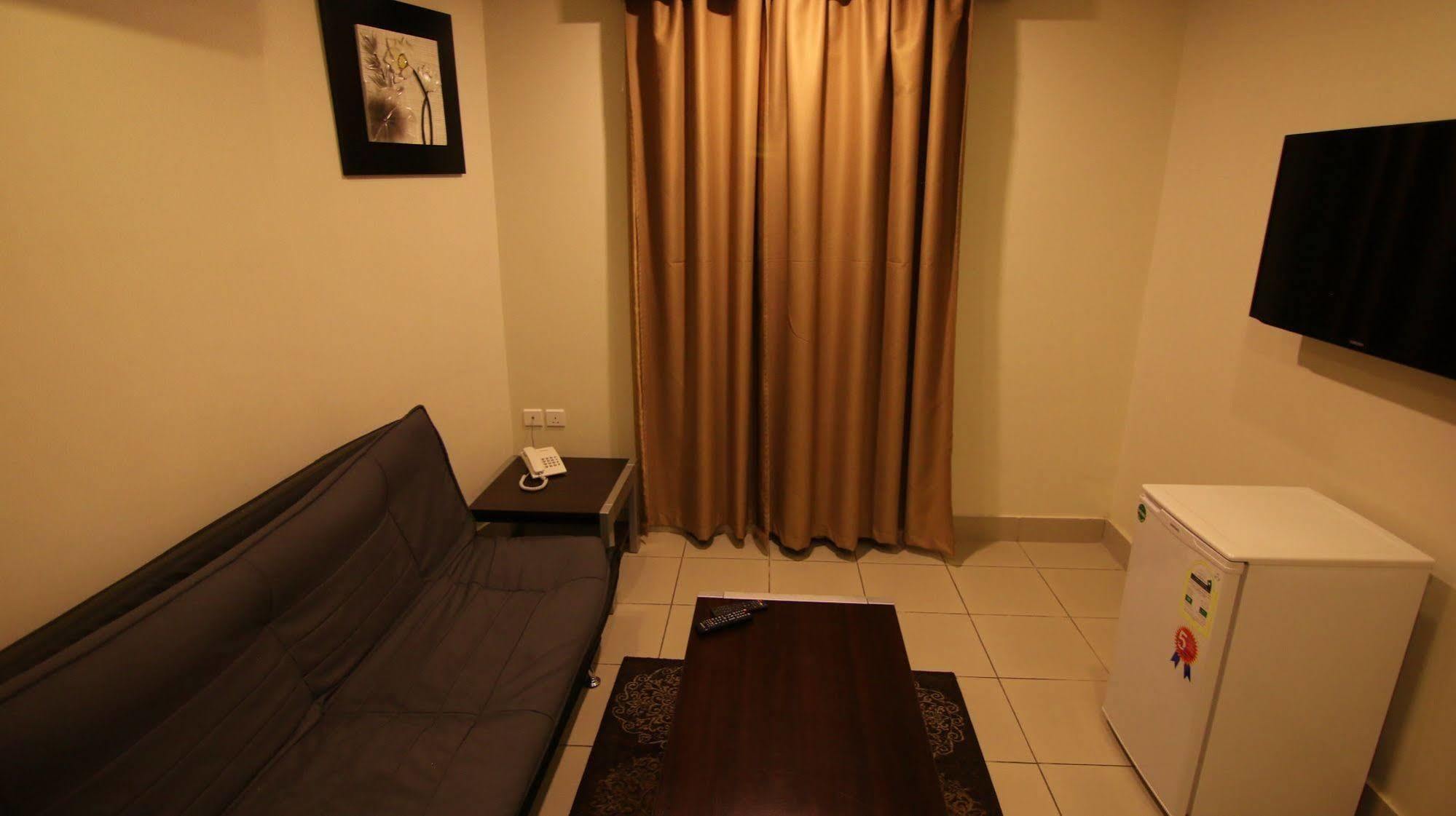 Stars Home Suites Hotel - Al Hamra Djedda Buitenkant foto